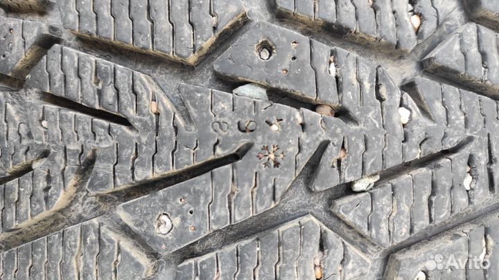 Nokian Tyres Hakkapeliitta 7 225/50 R17 94T