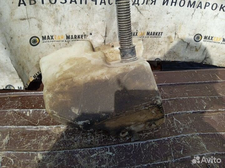 Бачок омывателя Dodge Intrepid 3.5 1999 (б/у)