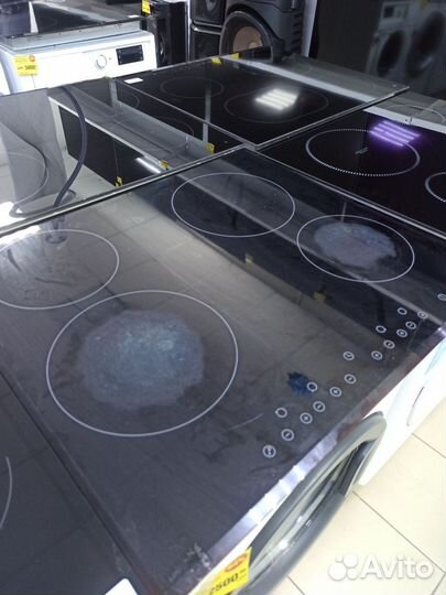 Варочная поверхность электрическая Leran E16401 BV