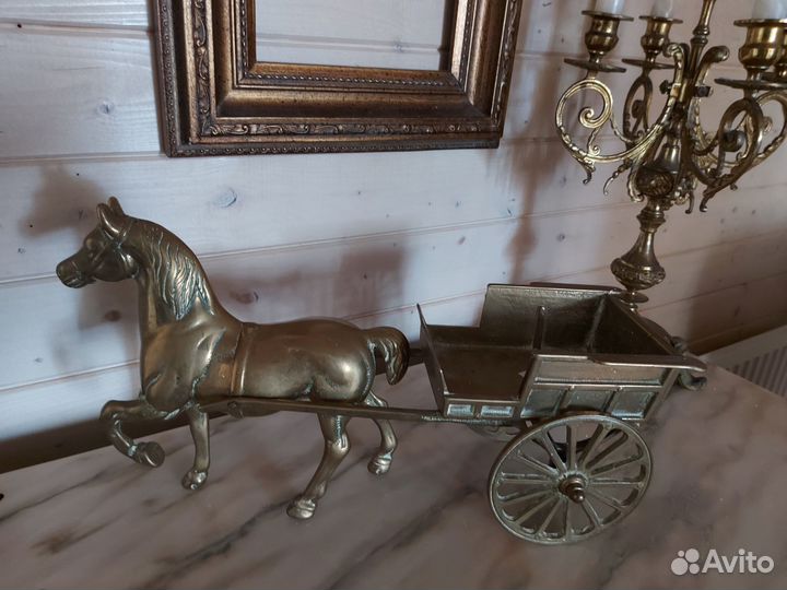 Фигурка Лошадка с повозкой