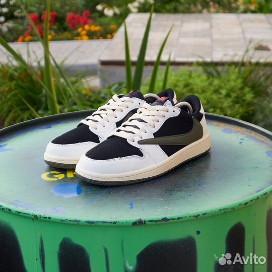 Кроссовки nike air jordan 1 low travis scott