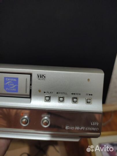 Видеомагнитофон LG