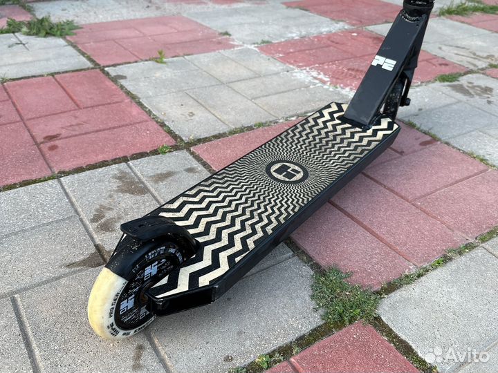 Трюковой самокат hipe h4