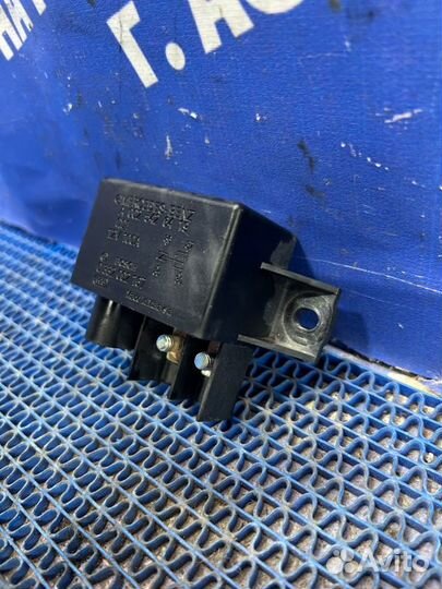 Реле Mercedes-Benz W211 седан 2006