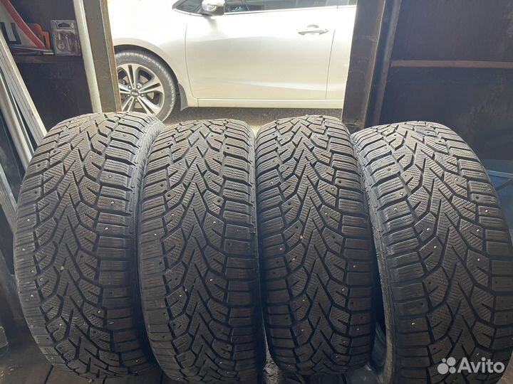 Gislaved NordFrost 100 225/55 R17 101T