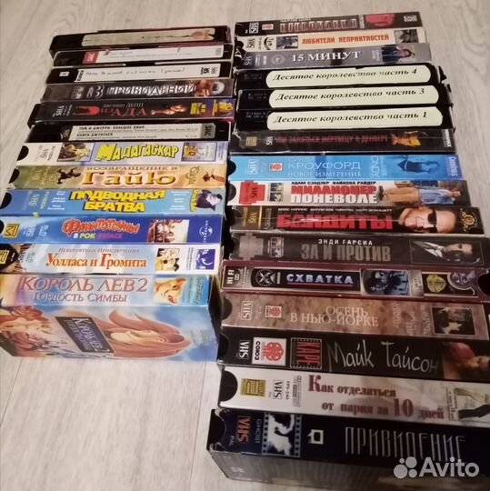 Видеокассеты VHS ужасы мультики разное списком