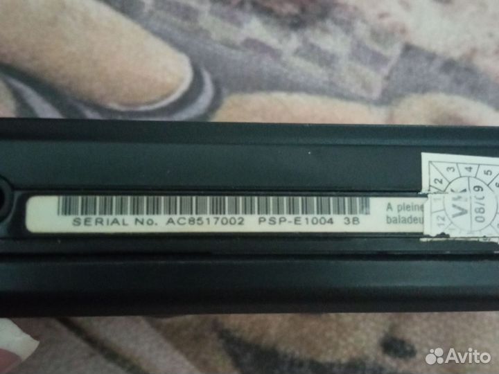 Sony PSP e1004 с диском FIFA 10