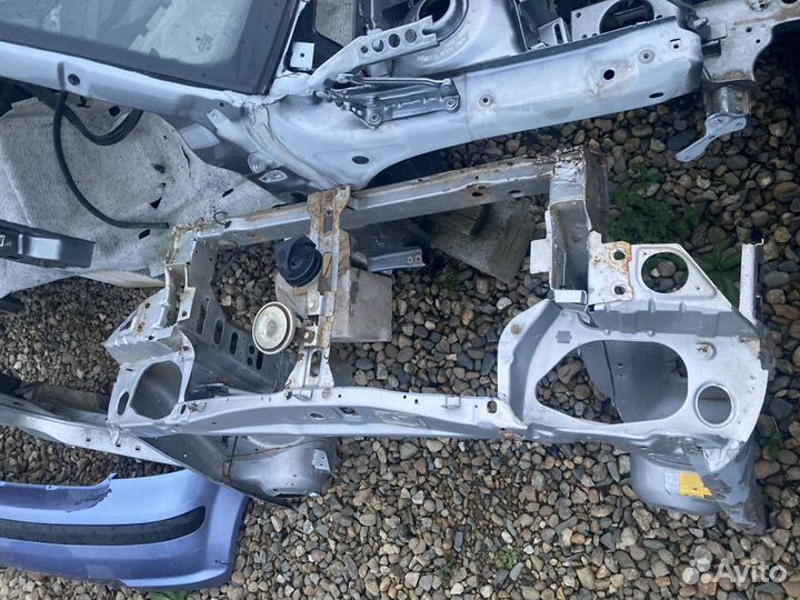 Передняя часть, телевизор с лонжеронами Деу Нексия