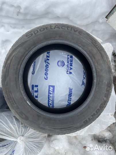 GT Radial SportActive 235/60 R18