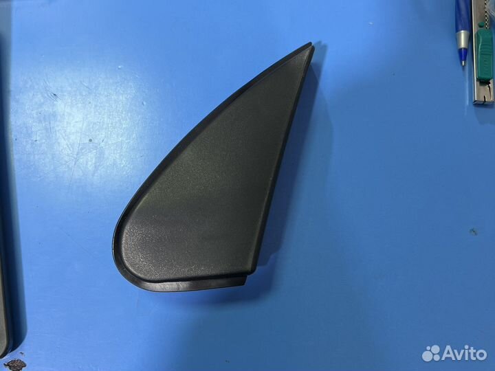 Накладка перед зеркало тойота королла е180