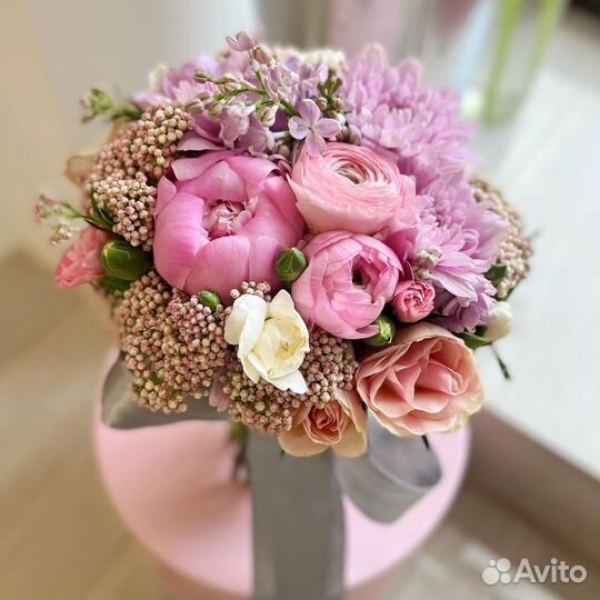 Свадебные букеты/букет невесты/бутоньерки