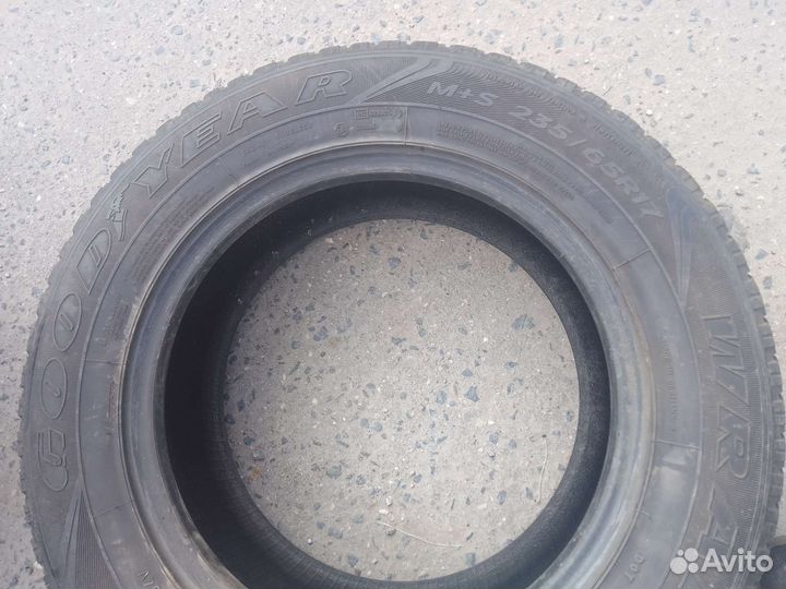 Goodyear Wrangler HP 235/65 R17