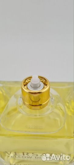 Versace yellow diamond