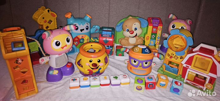 Фирменные игрушки Fisher price
