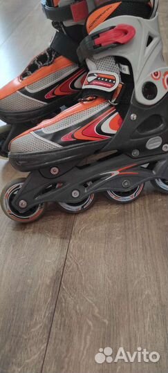 Роликовые коньки