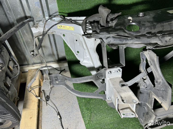 Панель передняя телевизор BMW e60