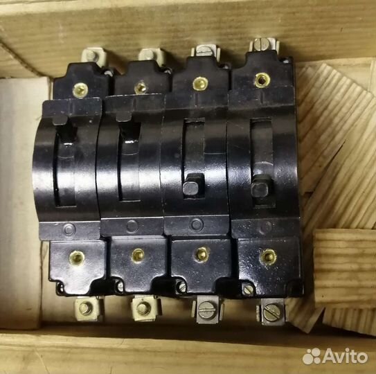 Выключатель А63 М