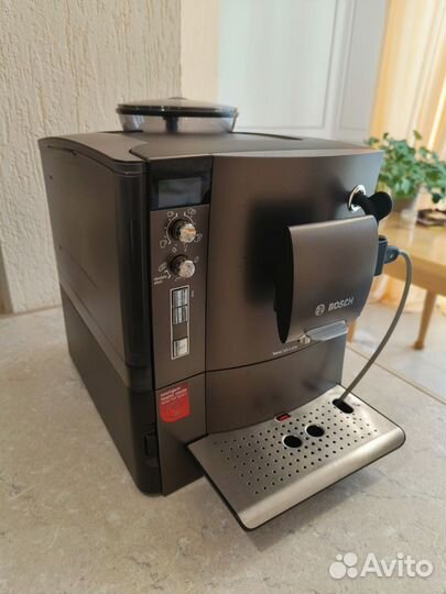 Кофемашина Bosch Tes 50328rw