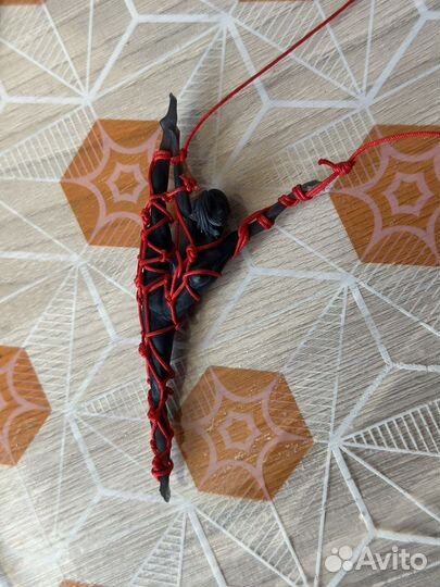 Фигурка на шпагате девушка шибари подвеска в авто
