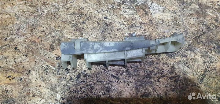 Кронштейн заднего бампера правый Opel Antara 2007