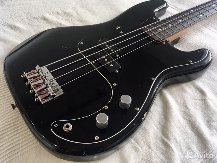 Бас гитара Precision Great Lake Deluxe