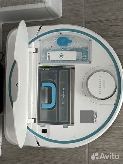 Робот пылесос моющий Hobot legee