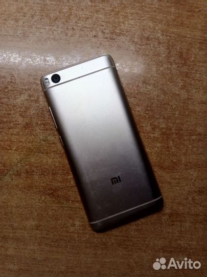 Xiaomi Mi 5S, 3/64 ГБ