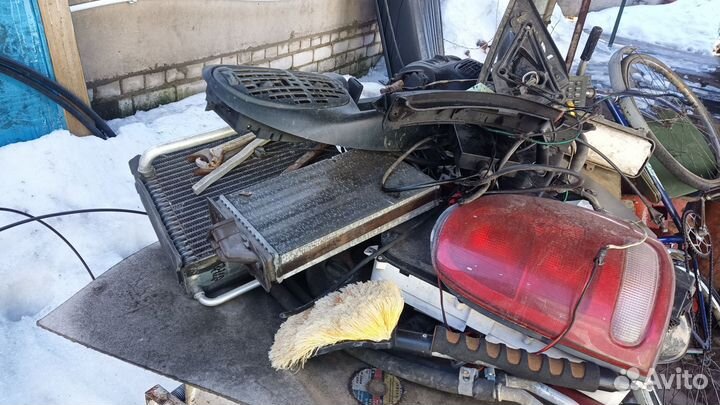 Запчасти для chrysler voyager