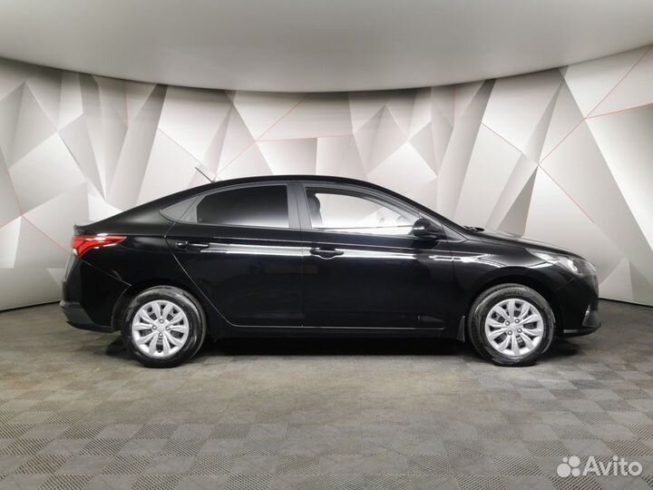 Hyundai Solaris 1.6 МТ, 2022, 31 081 км