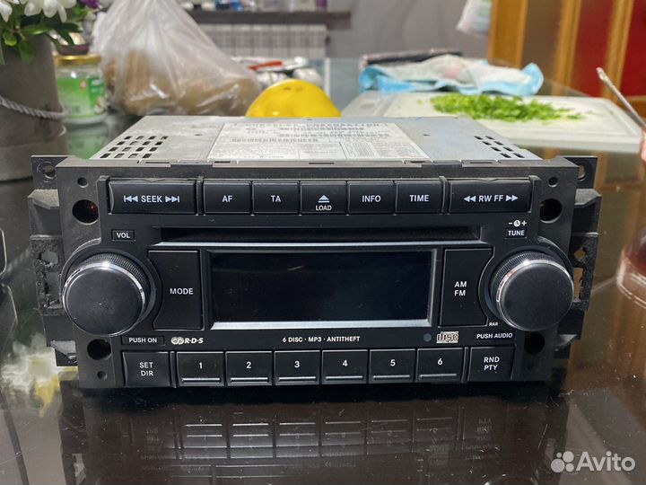 Магнитола с автомобиля А/М Крайслер 300С