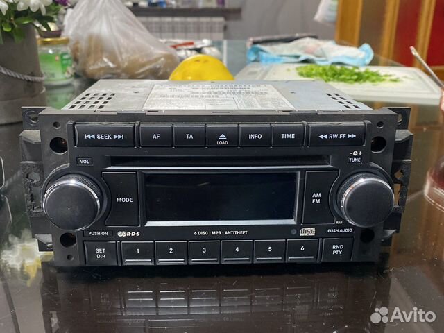 Магнитола с автомобиля А/М Крайслер 300С