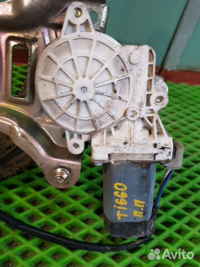 Стеклоподъемник передний правый Chery Tiggo