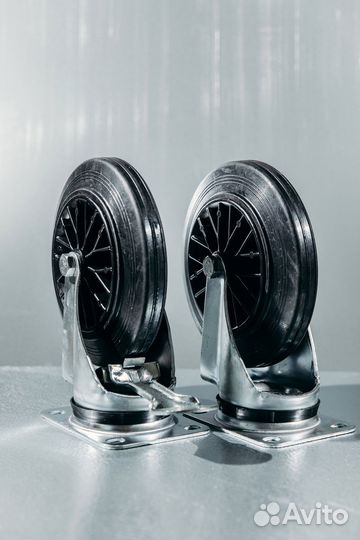 Поворотная колесная опора