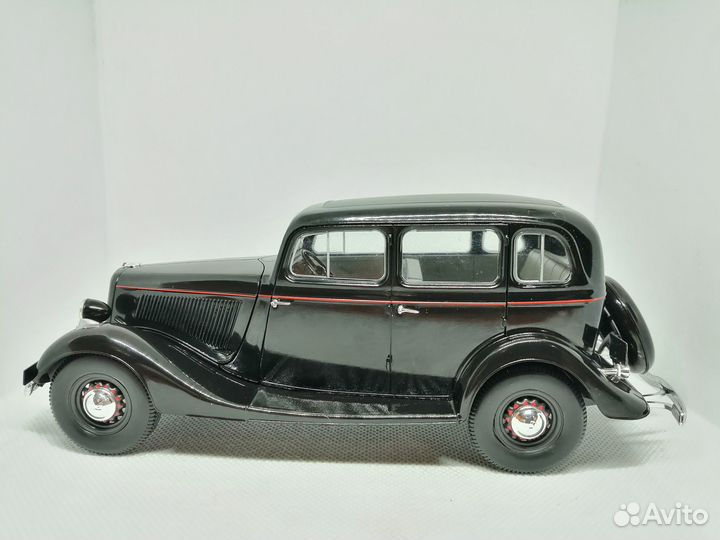 Модель газ-М1 «Эмка нквд» в масштабе 1:24