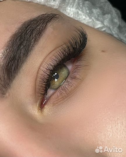 Скоростное наращивание ресниц