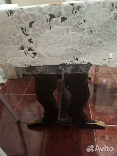 Стол обеденный бу из дерева