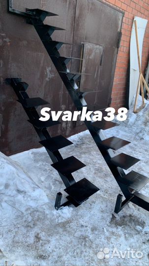 Лестницы из металла