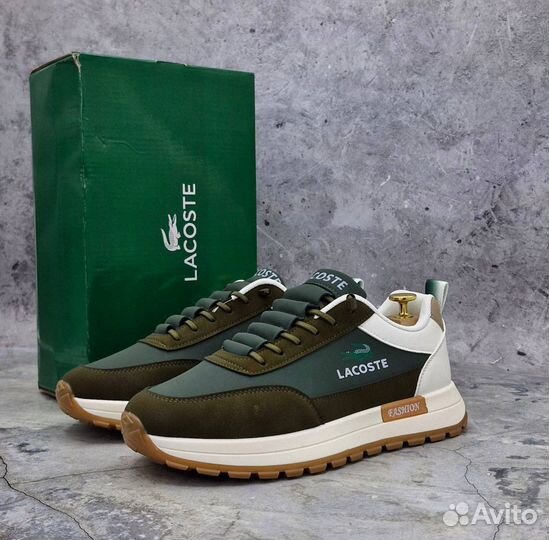 Весенние мужские кроссовки Lacoste