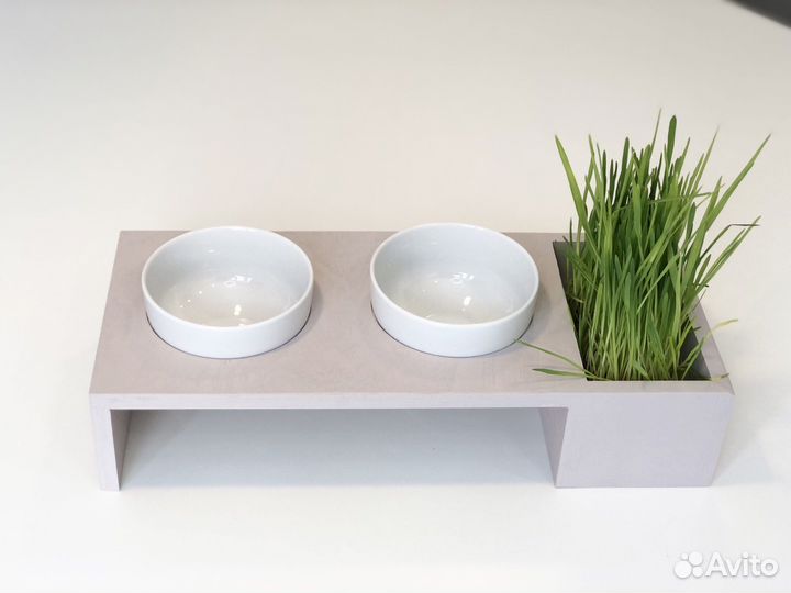 Двойная миска для кошек на подставке