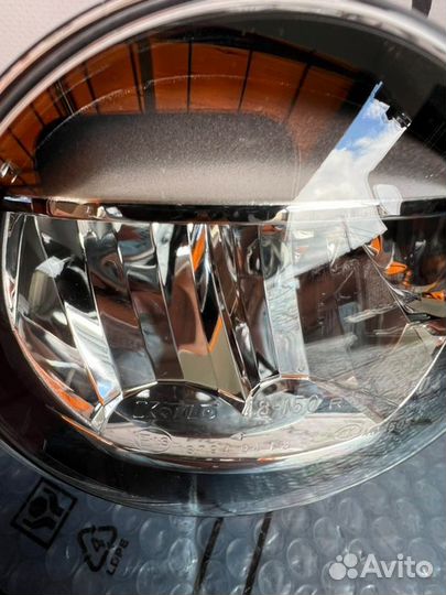 Противотуманная фара правая Lexus Toyota