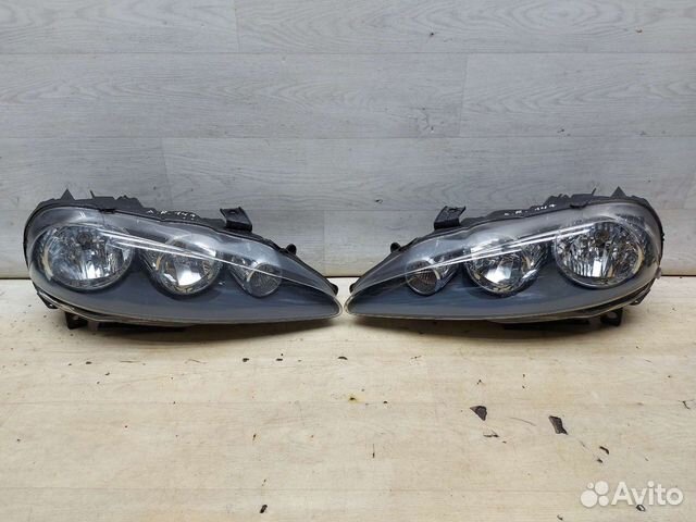 Фары Alfa Romeo 147. 2004-2010 Комплект