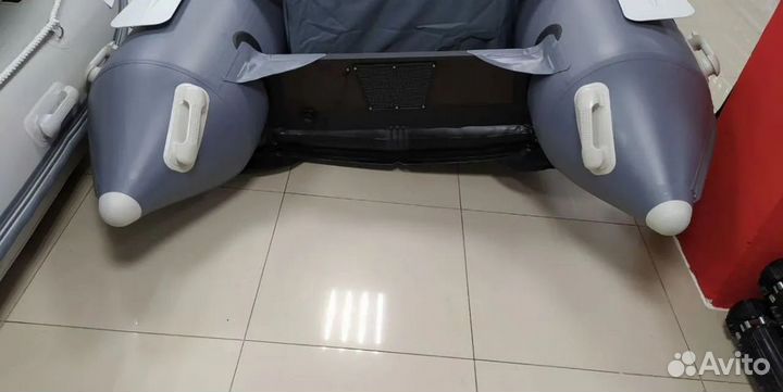 Лодка пвх Gladiator E380 PRO светло/темно-серый