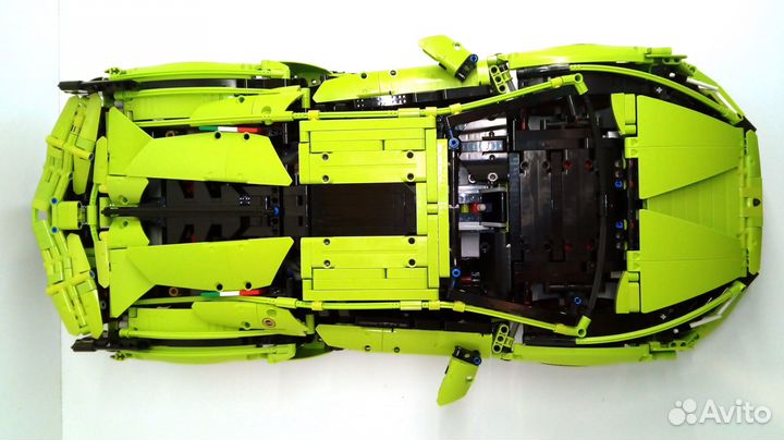 Lego technic 42115 Lamborghini Sin FKP 37