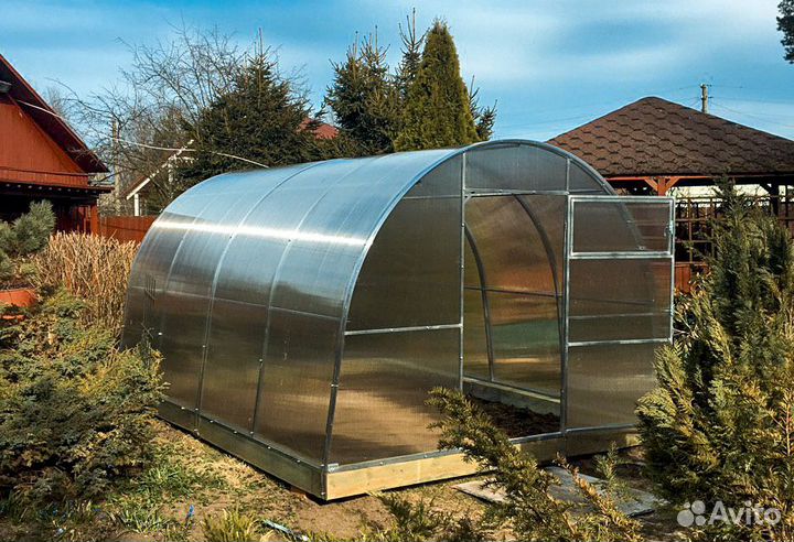 Теплица арочная