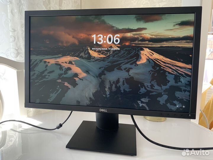 Монитор Dell E2220H