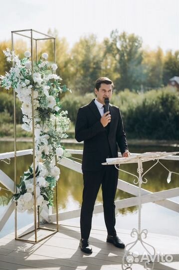 Ведущий + Dj с аппаратурой, тамада