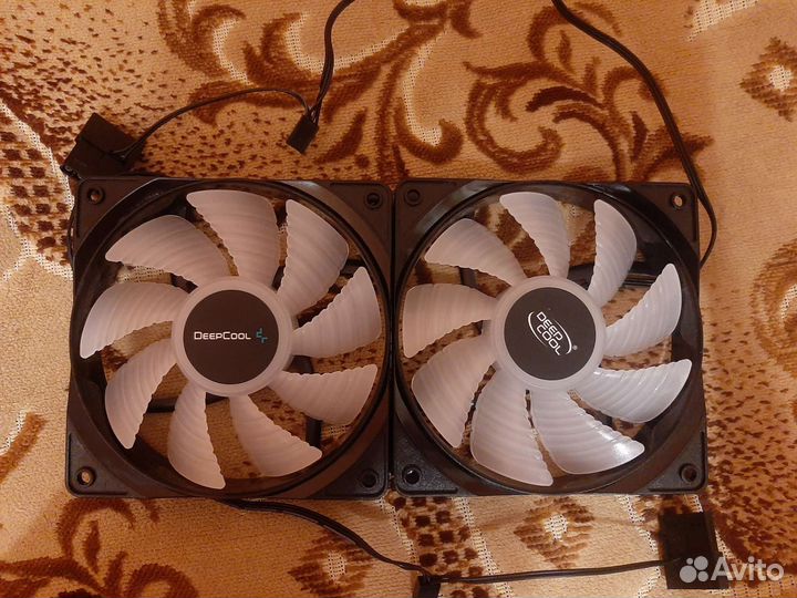 2 белых вентилятора Deepcool 120мм
