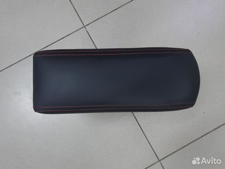 Подлокотник renault kaptur бу