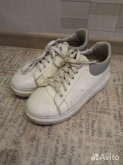 Продам одежду и обувь для девочки