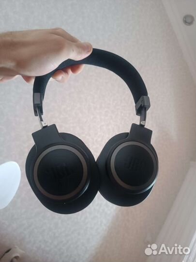 Беспроводные наушники jbl